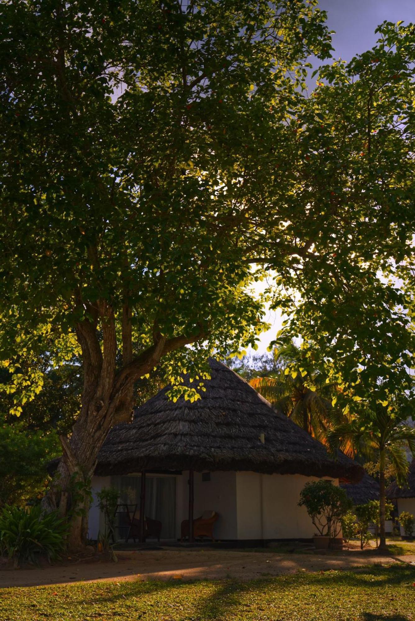 Hotel Cote D'Or Lodge Anse Volbert Village  Exterior photo